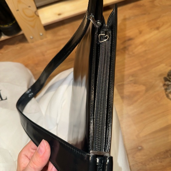 Little Vintage Gucci Handbag - Picture 8 of 8